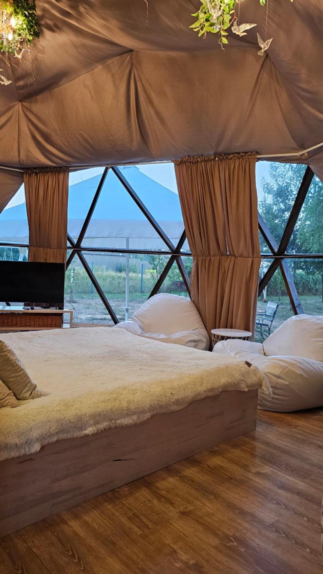 У Дачі Для Своїх Guest House Novyye Bezradichi ภายนอก รูปภาพ