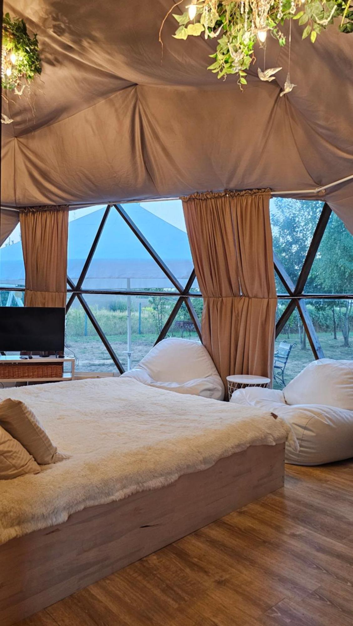 У Дачі Для Своїх Guest House Novyye Bezradichi ภายนอก รูปภาพ