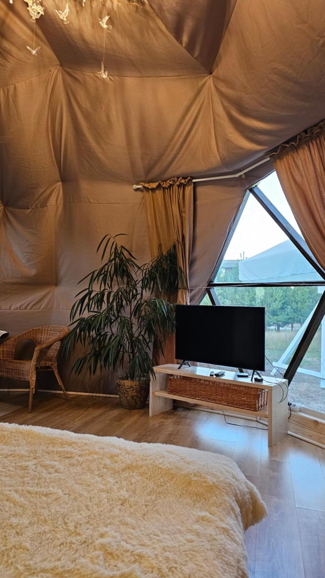 У Дачі Для Своїх Guest House Novyye Bezradichi ภายนอก รูปภาพ