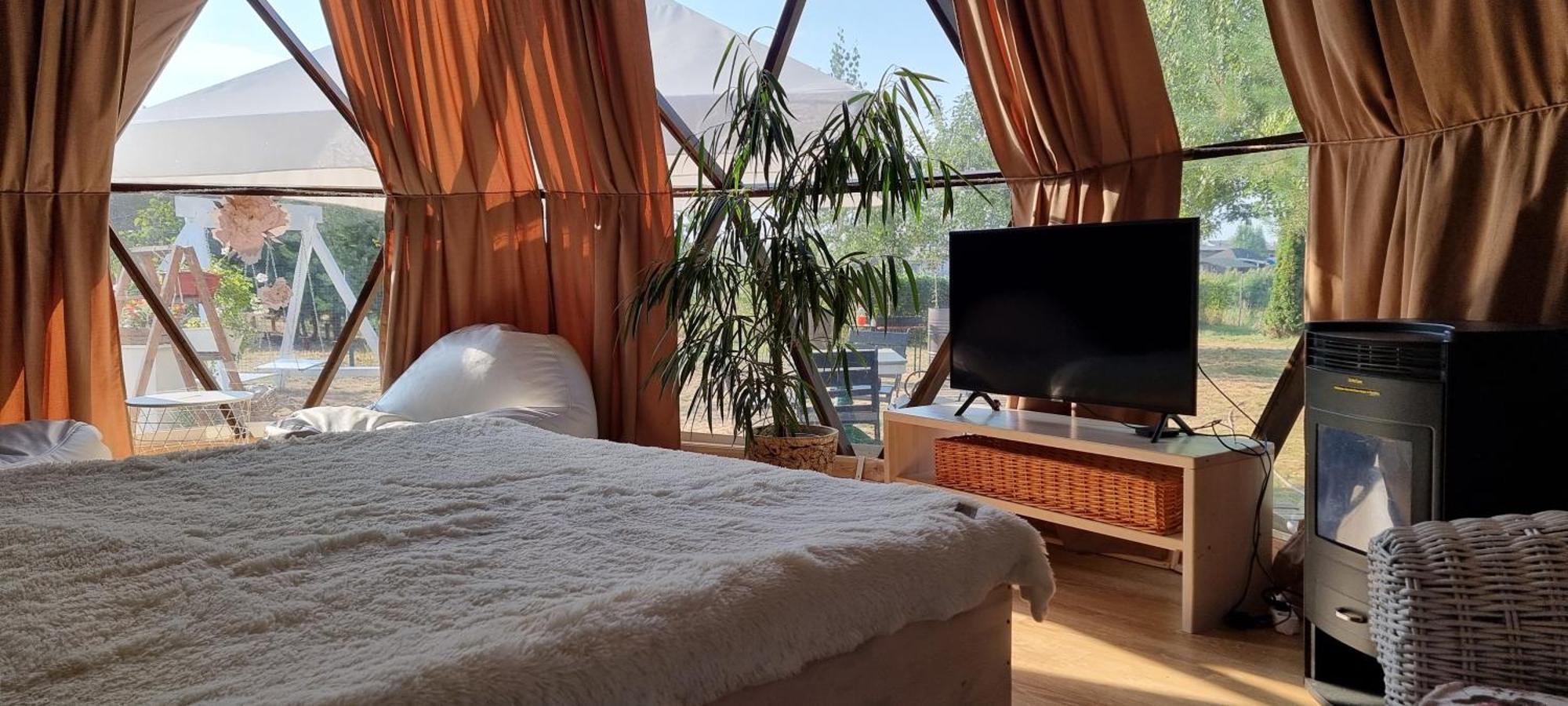 У Дачі Для Своїх Guest House Novyye Bezradichi ภายนอก รูปภาพ