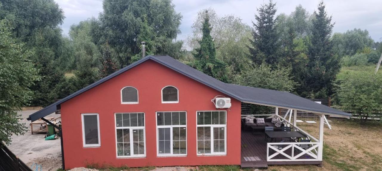 У Дачі Для Своїх Guest House Novyye Bezradichi ภายนอก รูปภาพ
